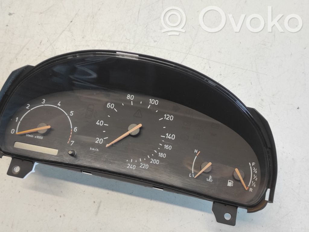 Saab 9-5 Spidometrs (instrumentu panelī) 