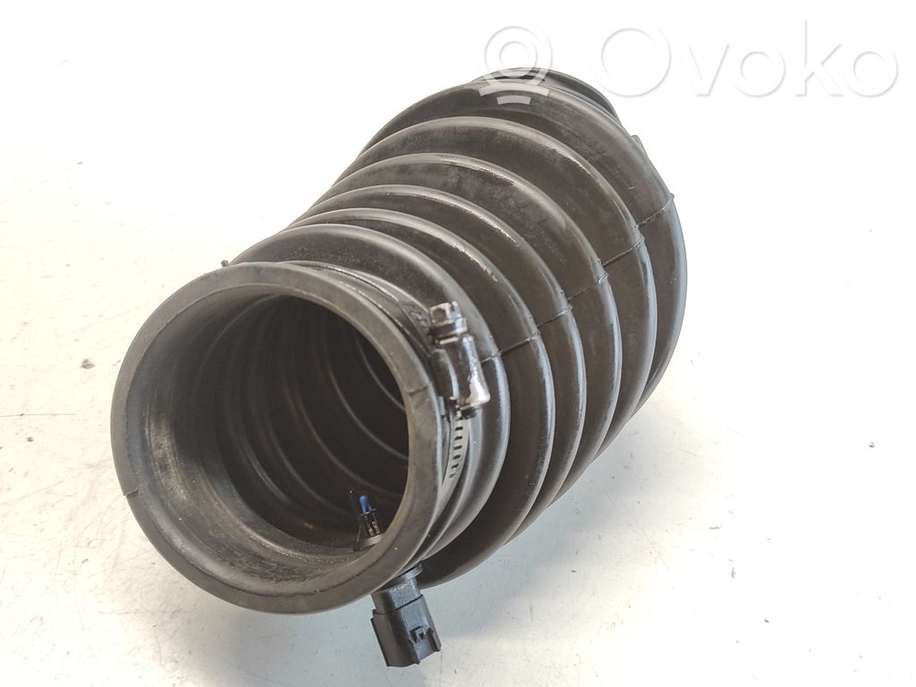 Intercooler hose/pipe   04861414AA,24462