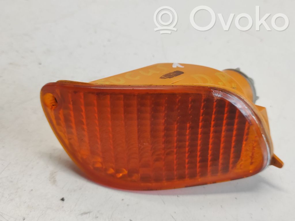 Ford Focus Front indicator light 
