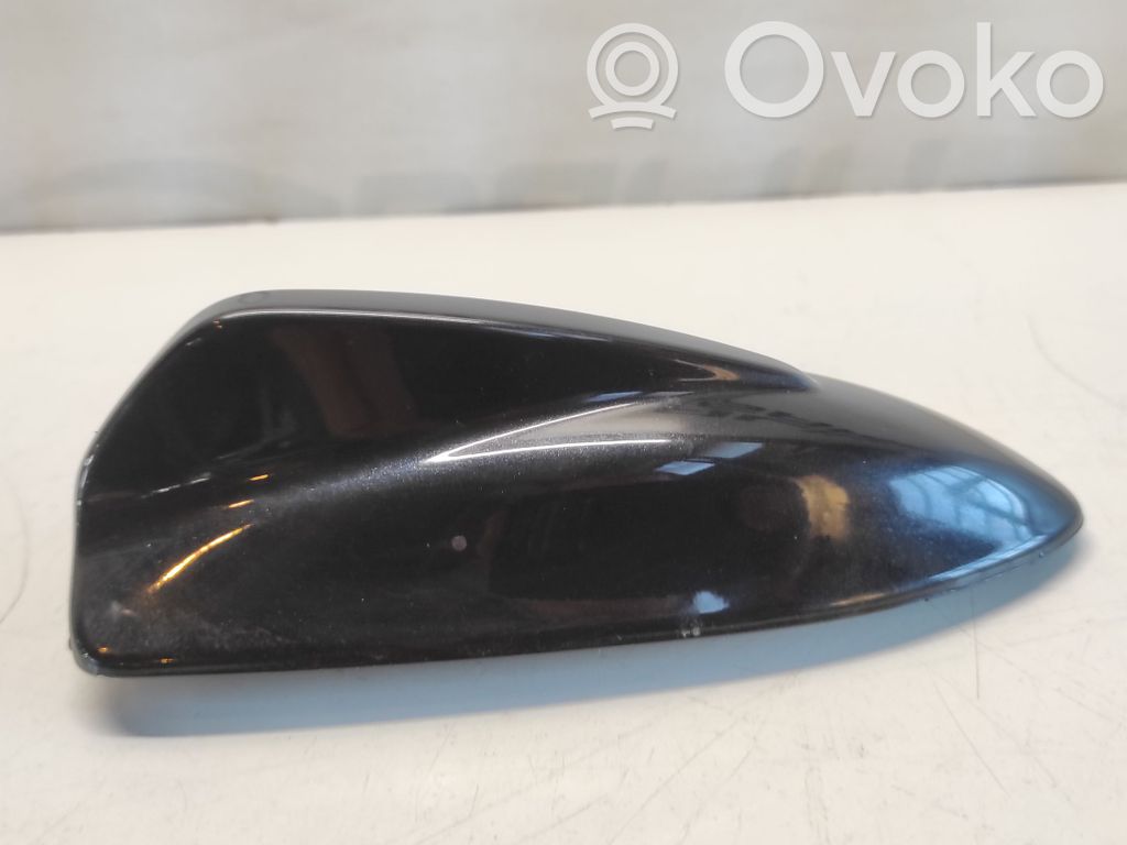 Volvo V50 Kattoantennin (GPS) suoja 