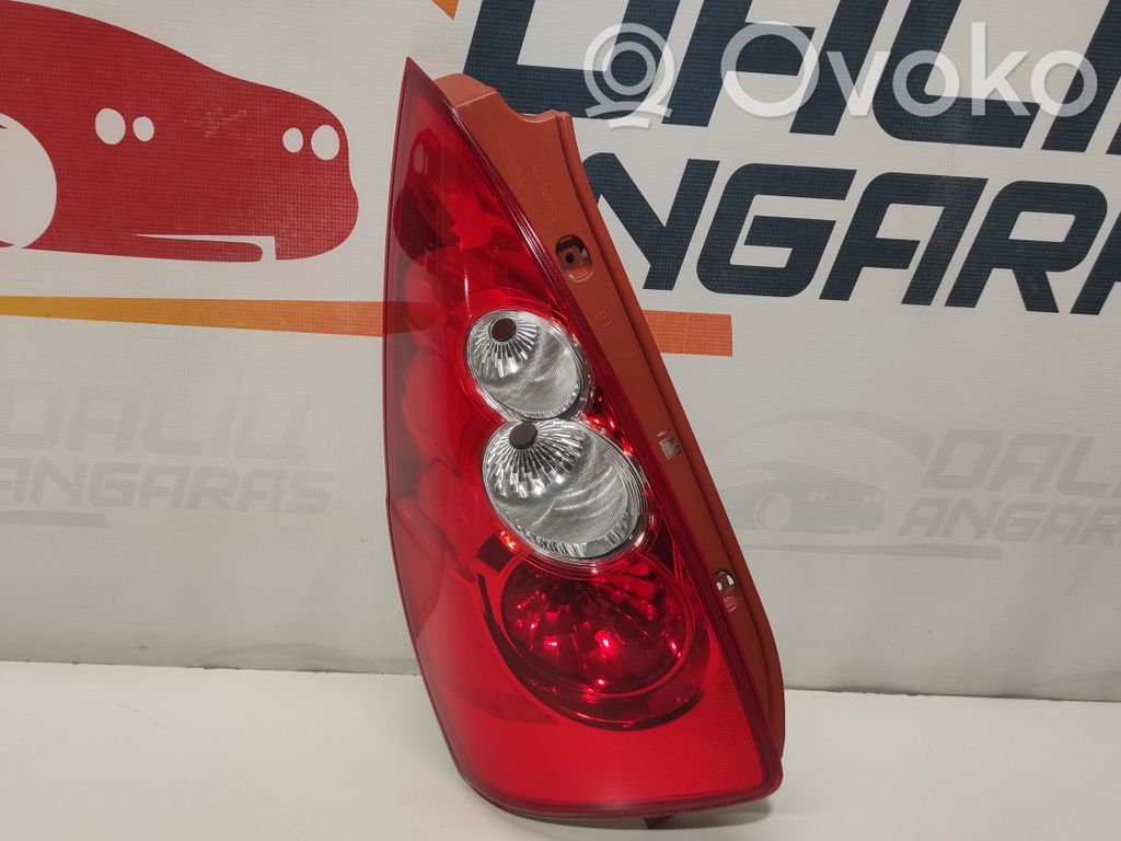 Mazda 5 Rear/tail lights 