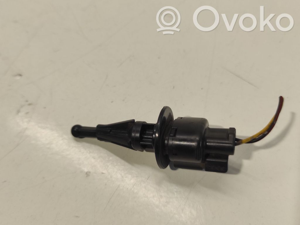 Mazda 5 Czujnik temperatury zewnętrznej 