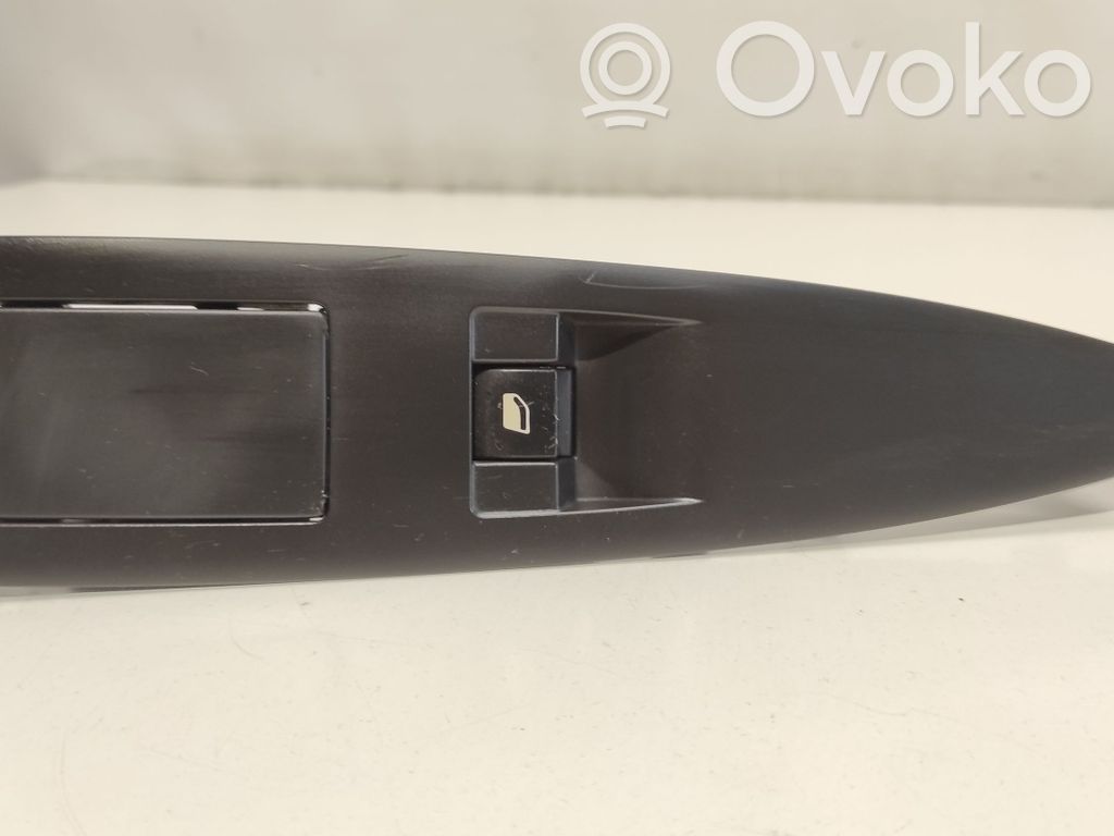 Citroen C6 Electric window control switch 