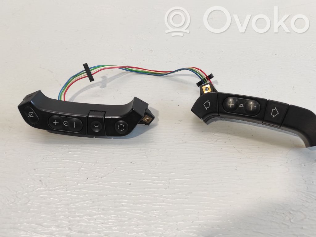 BMW 5 E39 Steering wheel buttons/switches 