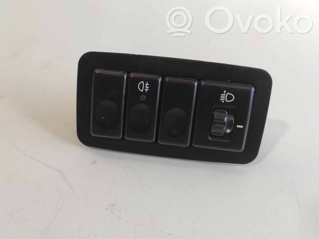 Hyundai Accent Light switch 