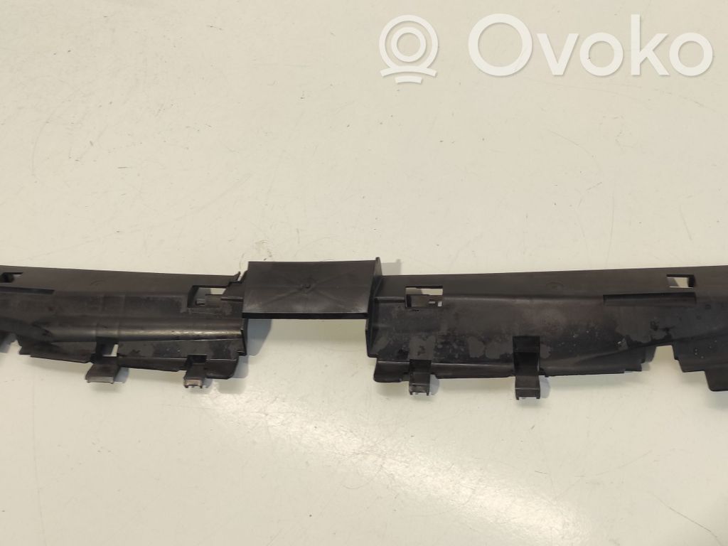 Opel Vivaro Wlot / Kanał powietrza intercoolera 