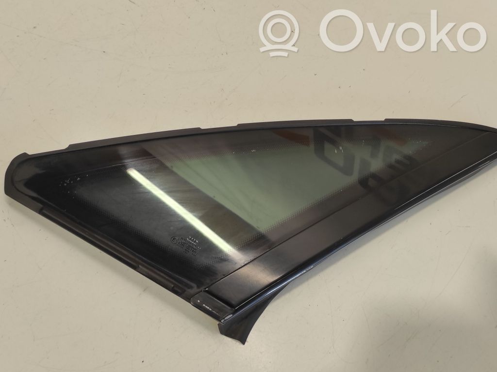 Audi A8 S8 D2 4D Rear side window 