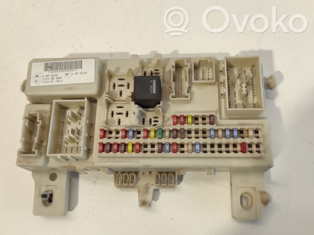 Ford Focus Fuse module 