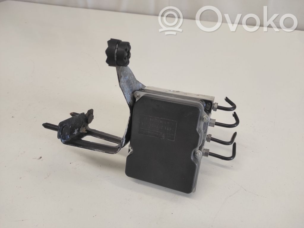 BMW X3 E83 ABS bloks 