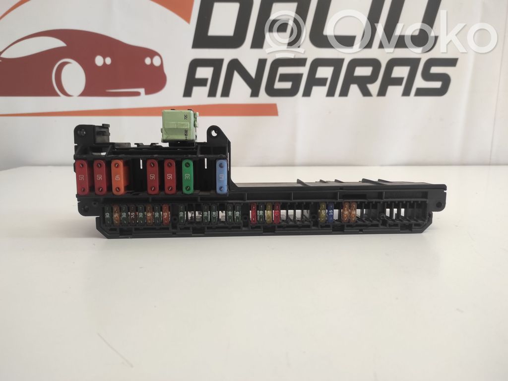 BMW 5 E60 E61 Fuse module 