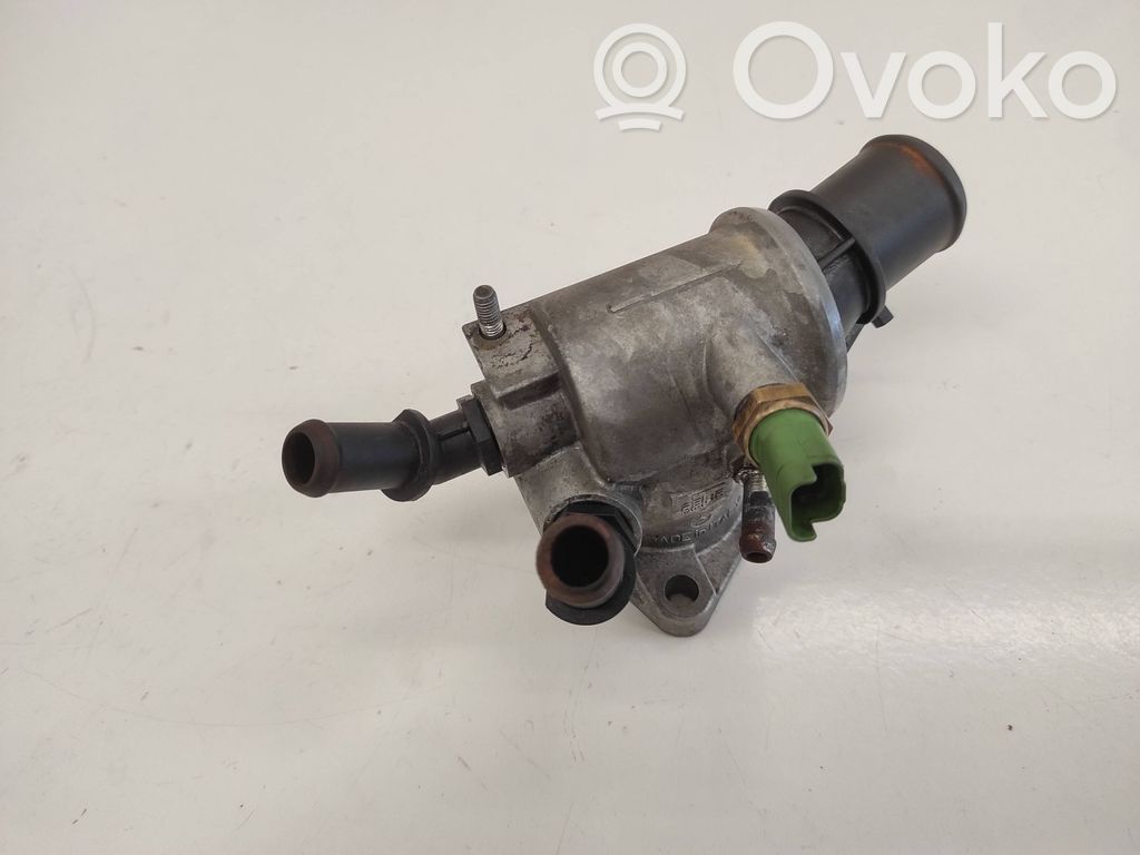 Opel Zafira B Carcasa del termostato (Usadas) 