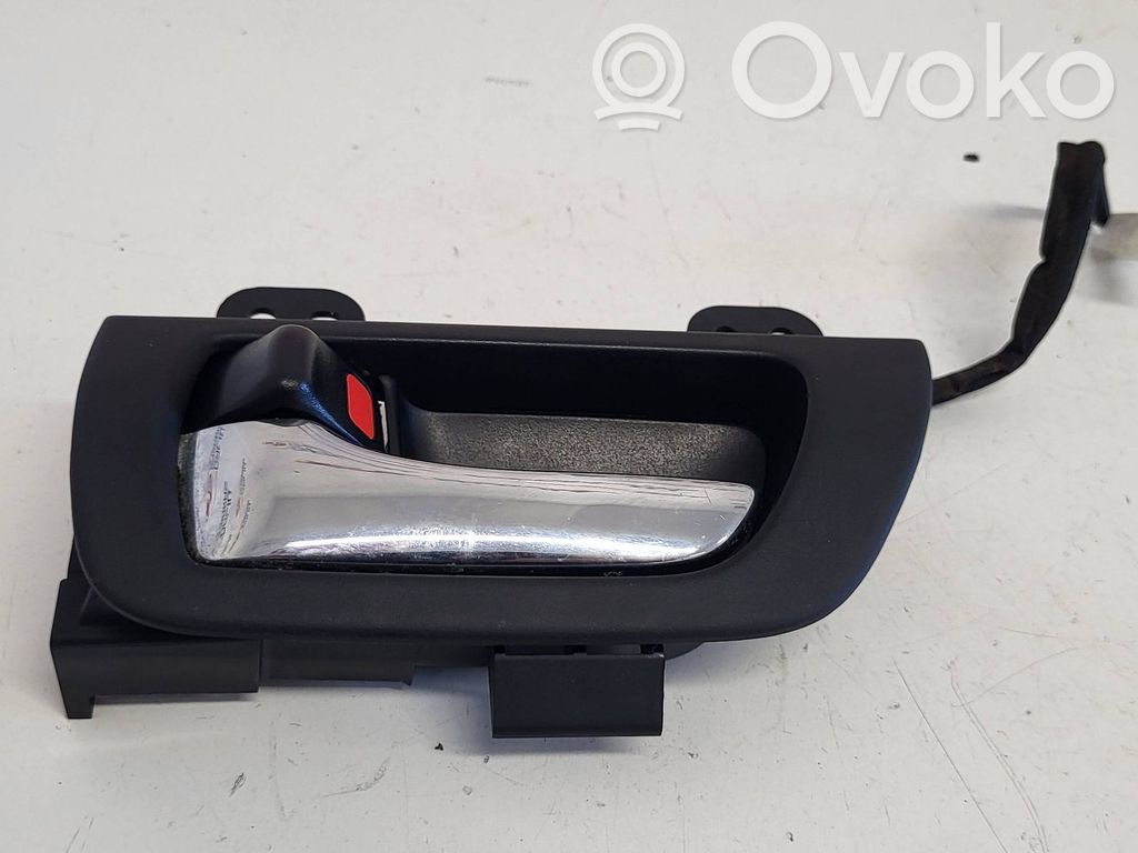 Lexus RX 330 - 350 - 400H Manecilla interna puerta trasera 