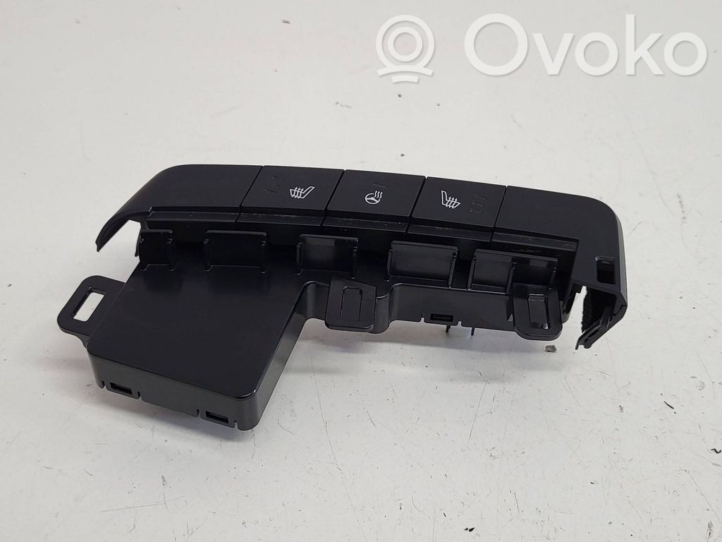 KIA EV6 Seat heating switch 