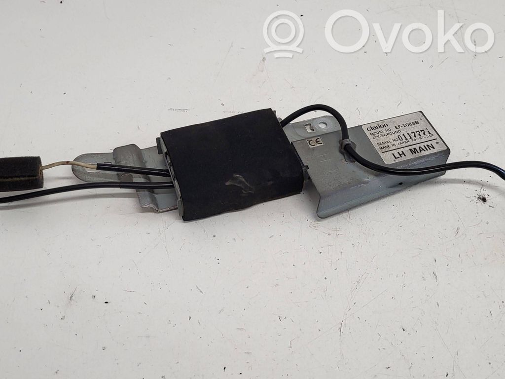 Subaru Forester SF Antenos stiprintuvas 