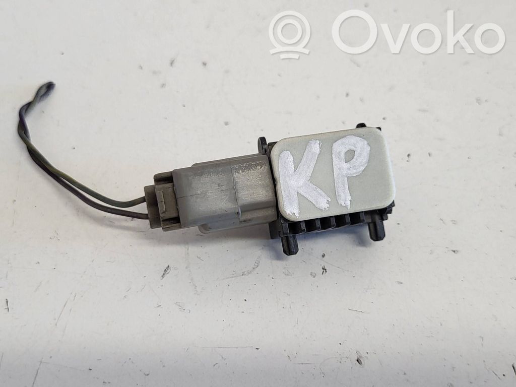 Ford Mondeo MK IV Airbag deployment crash/impact sensor 