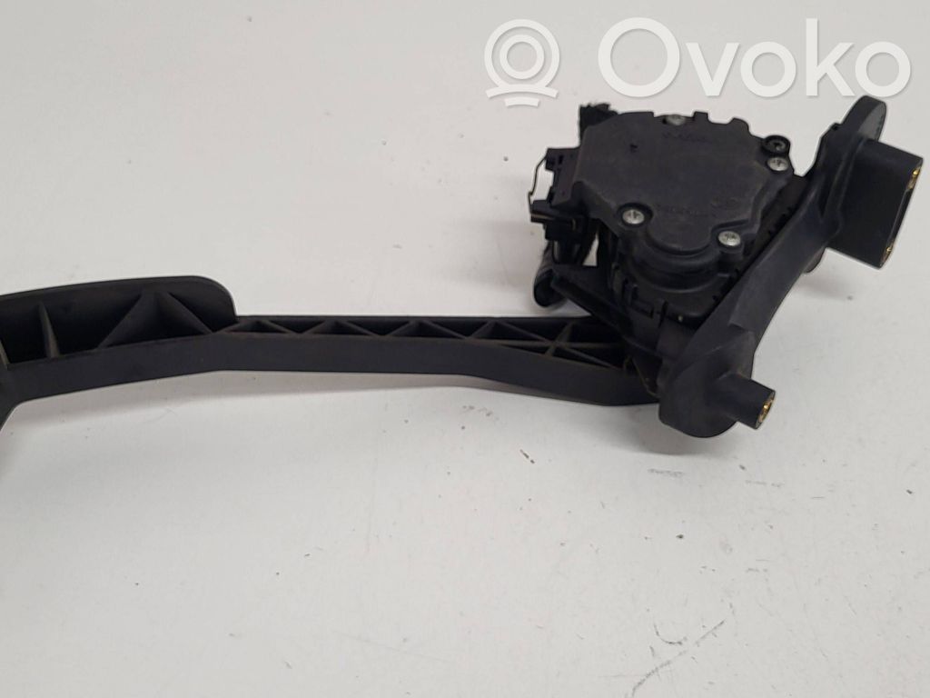 Volvo S60 Accelerator throttle pedal 