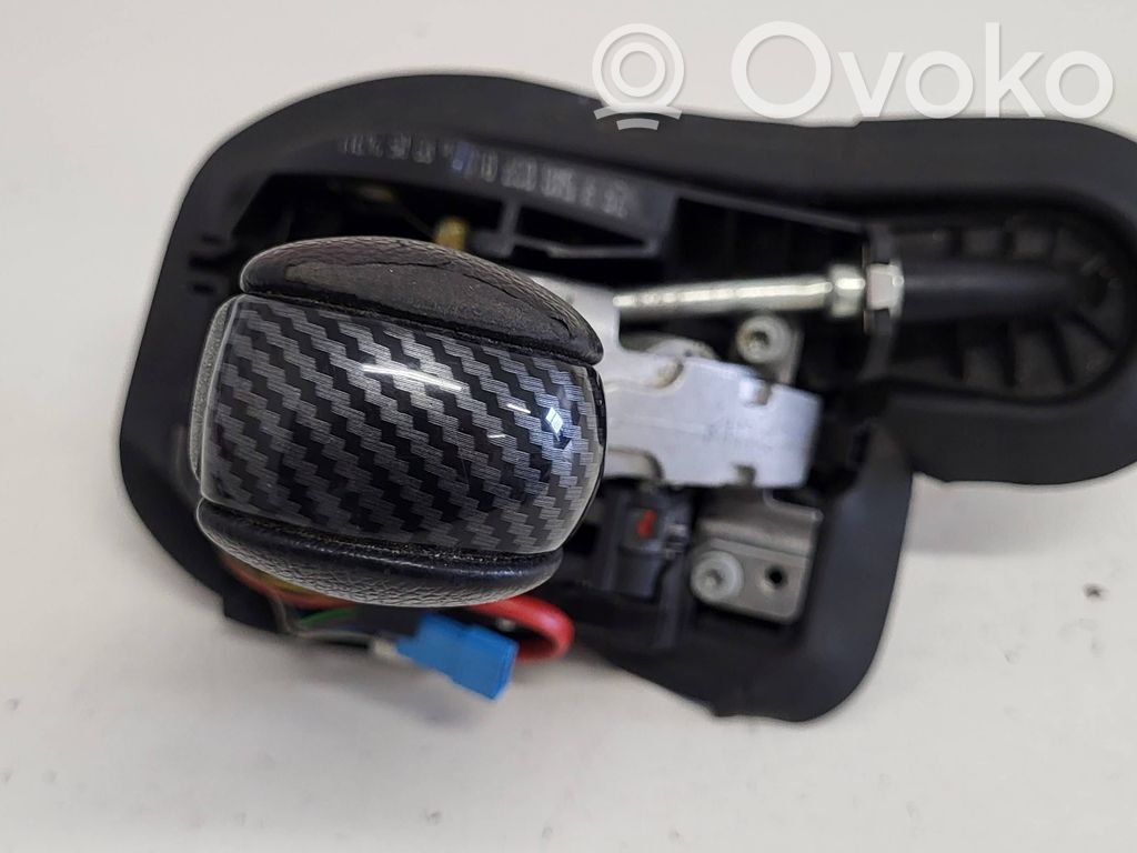BMW 3 E90 E91 Pavarų perjungimo mechanizmas (kulisa) 