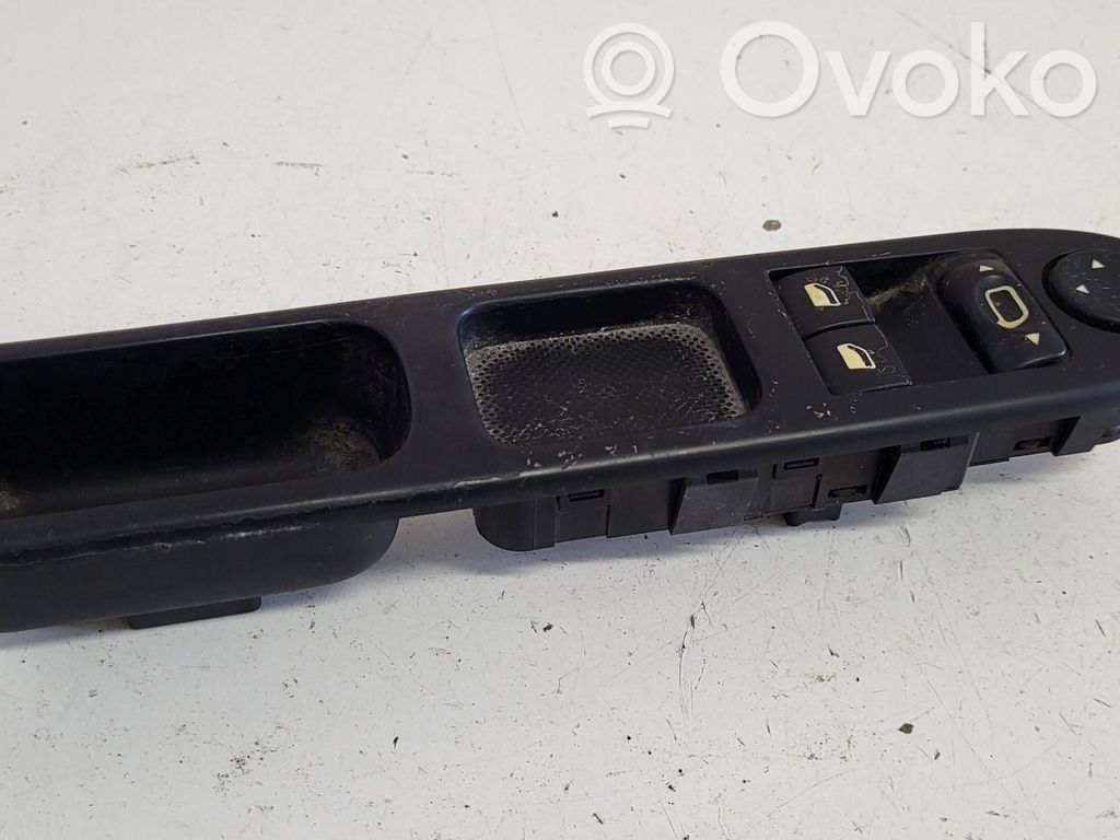 Peugeot 307 Electric window control switch 