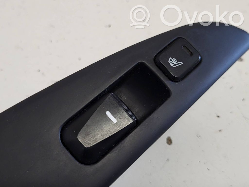 Hyundai ix35 Electric window control switch 