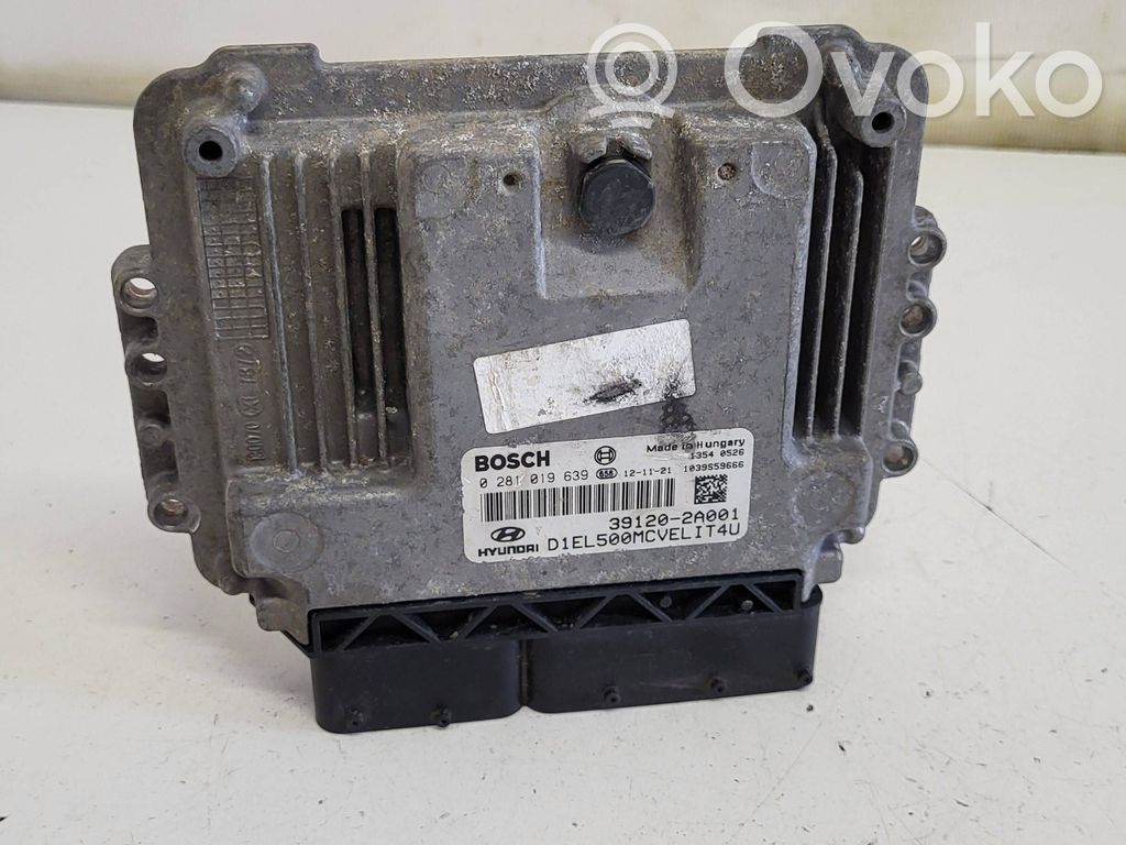 Hyundai ix35 Engine control unit/module 