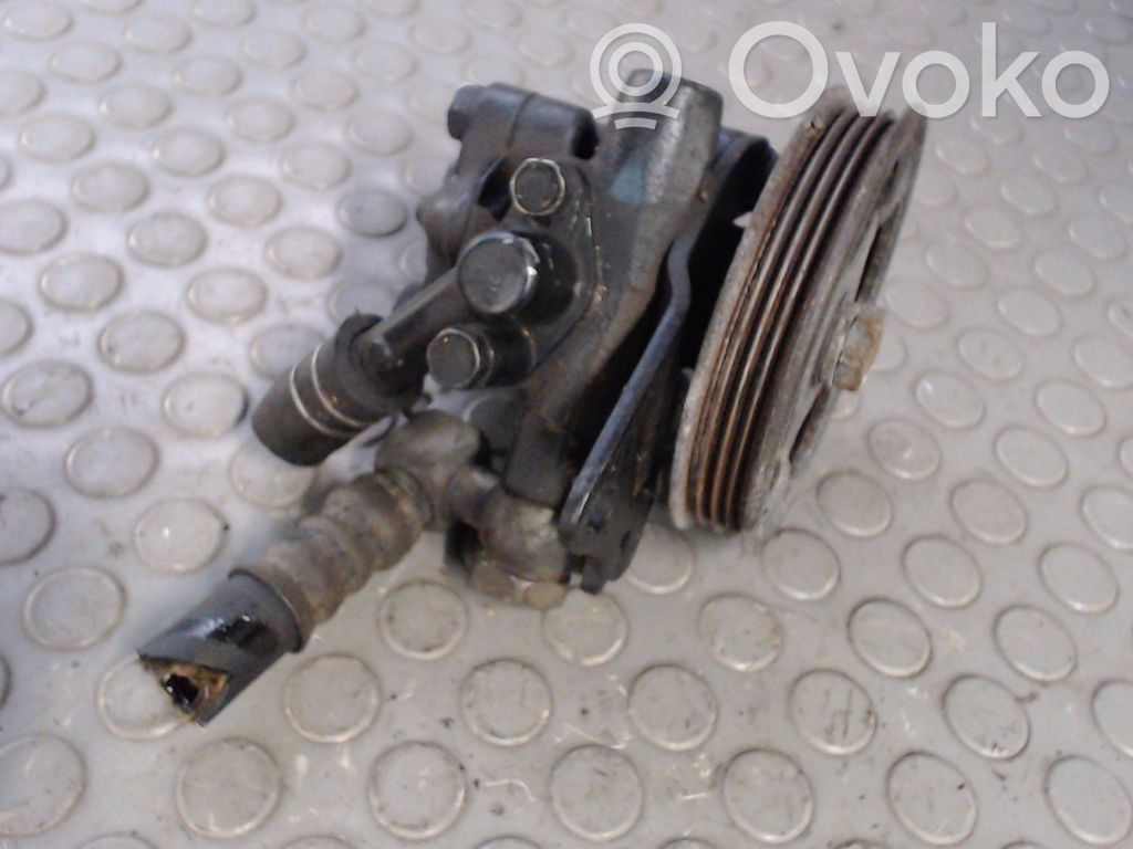 Nissan Sunny Pompa servosterzo