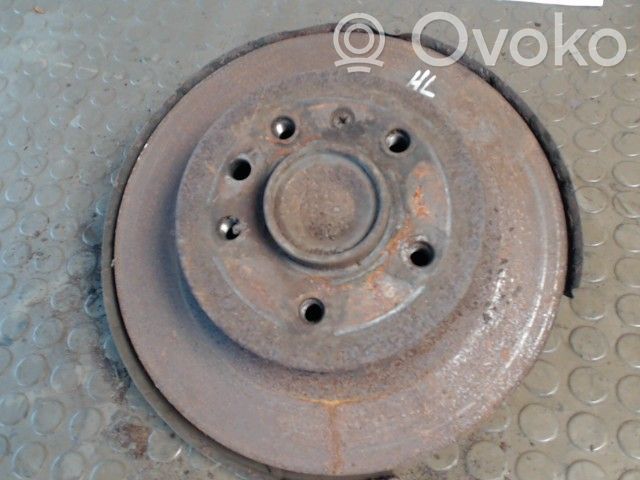 Opel Vectra B Olka-akselin laakeripesä