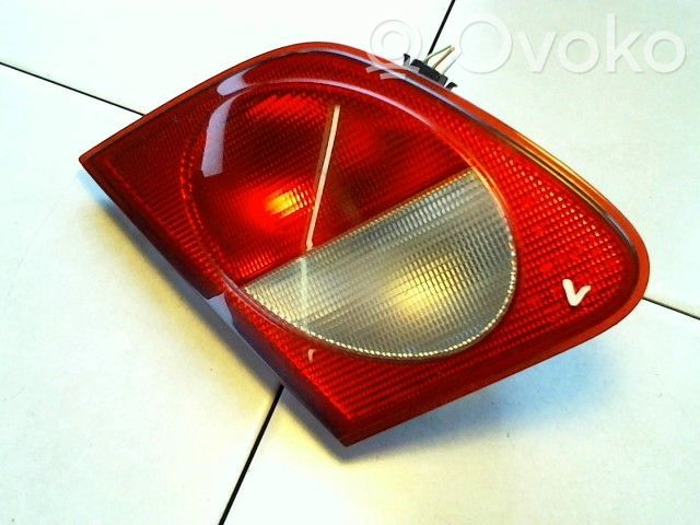 Mercedes-Benz E W210 Luci posteriori 