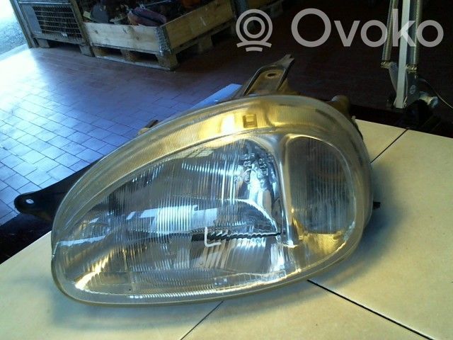 Phare frontale   90444784,01216486