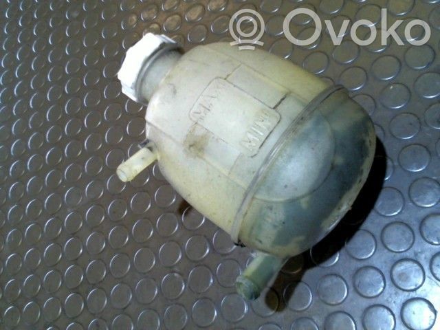 Renault Megane I Ausgleichsbehälter Kühlwasser 
