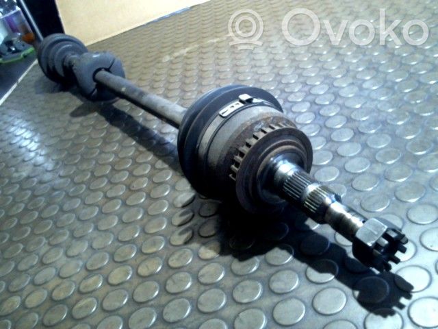 Opel Vectra B Etuvetoakseli 