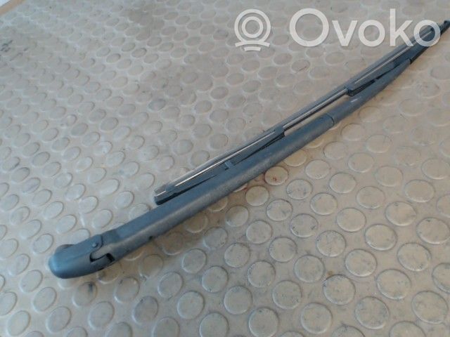 Alfa Romeo 156 Ramię wycieraczki szyby tylnej 