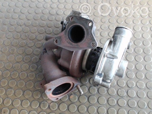 Turbīna   RF4F13700A,4V13425D,RF4F13700,VJ300206