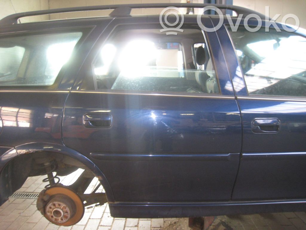 Opel Vectra B Puerta trasera 