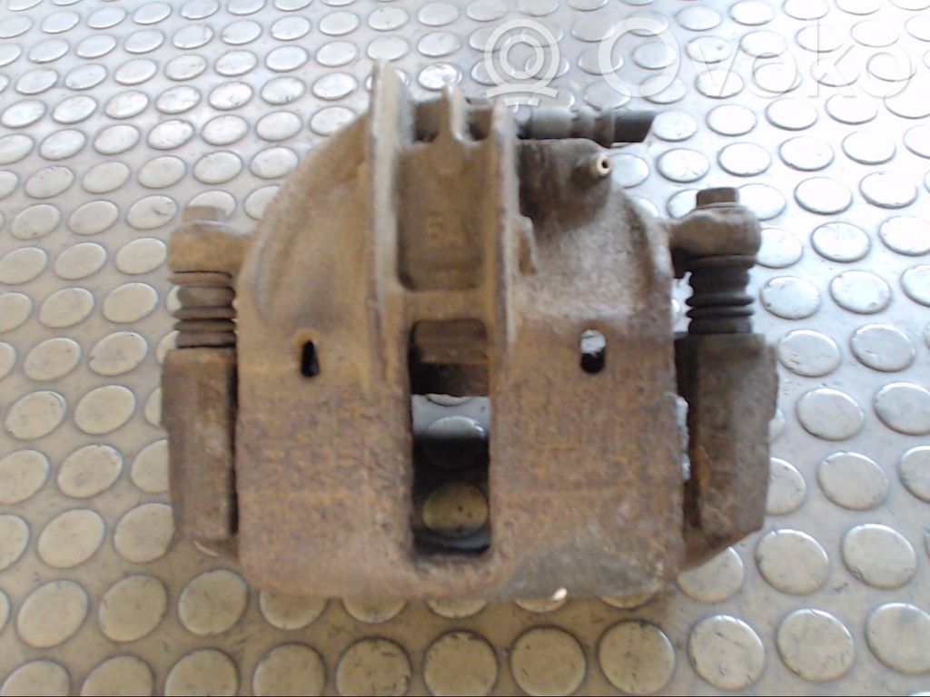 Volvo S40, V40 Etujarrusatula 