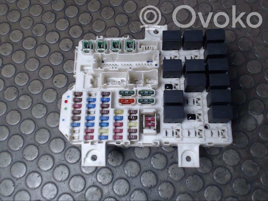Smart ForFour I Fuse box set 