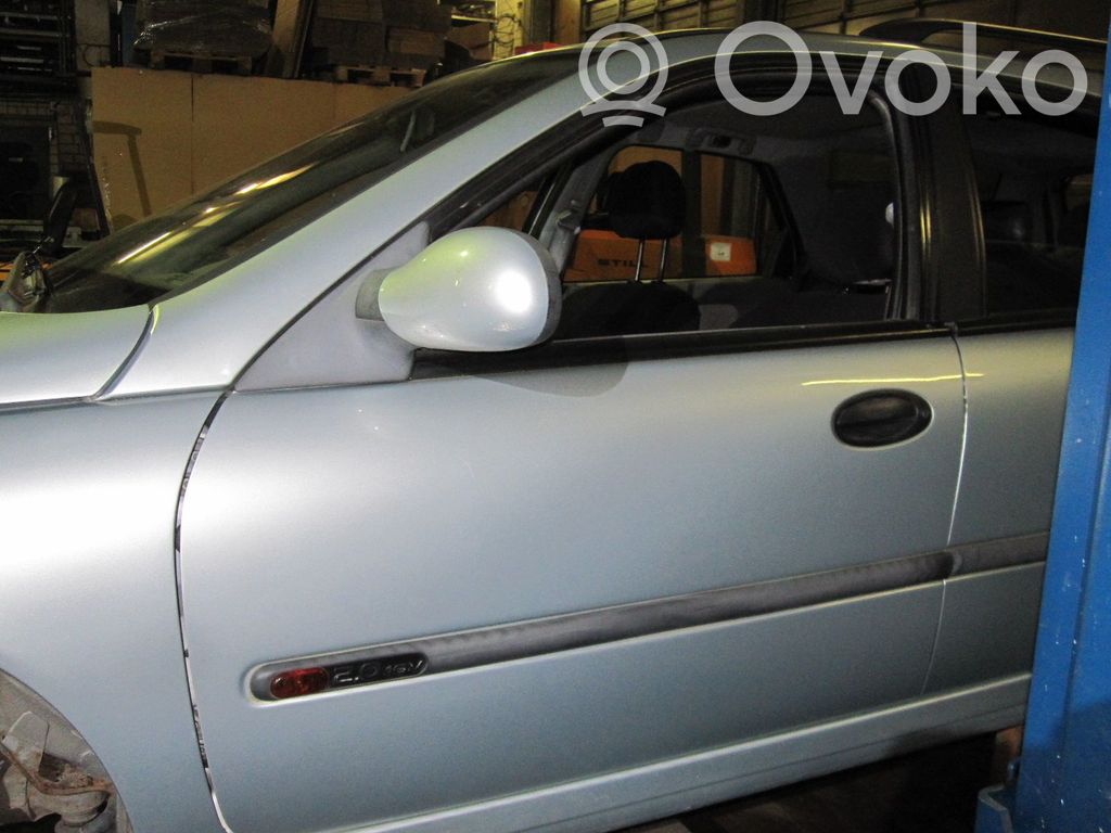 Renault Laguna I Puerta delantera 