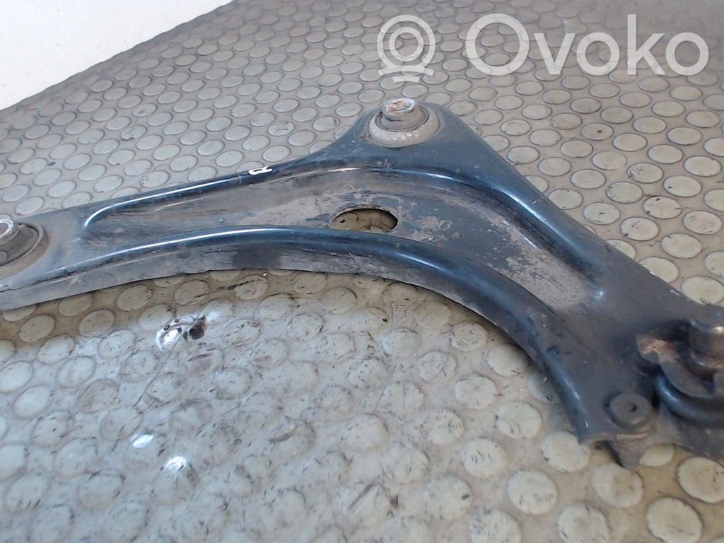 Citroen C3 Front lower control arm/wishbone 