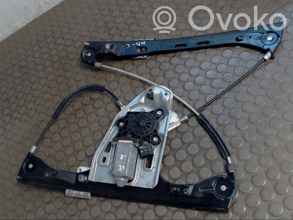 Mechanizm podnoszenia szyby przedniej bez silnika   A2037201546,2037200746