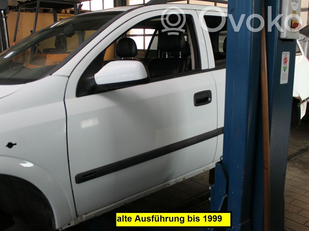 Opel Astra G Puerta delantera 