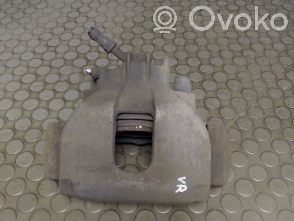 Volvo V70 Zacisk hamulcowy przedni 