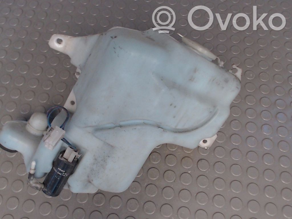 Mazda 121 Rezervor lichid spălare parbriz 