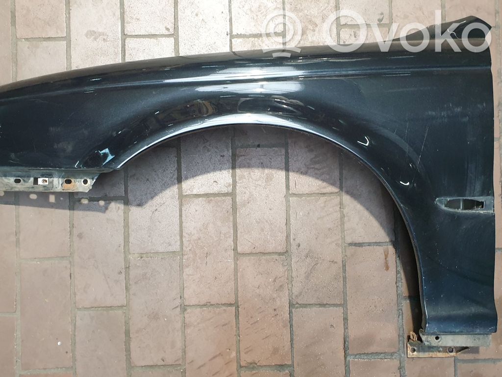 Jaguar X-Type Sparnas 