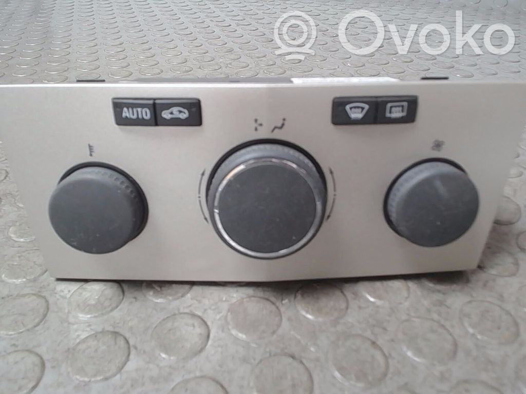 Opel Astra H Centralina del climatizzatore 