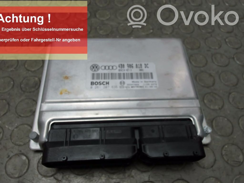 Volkswagen PASSAT B5.5 Engine control unit/module 