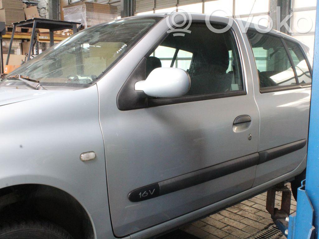 Renault Clio II Puerta delantera 