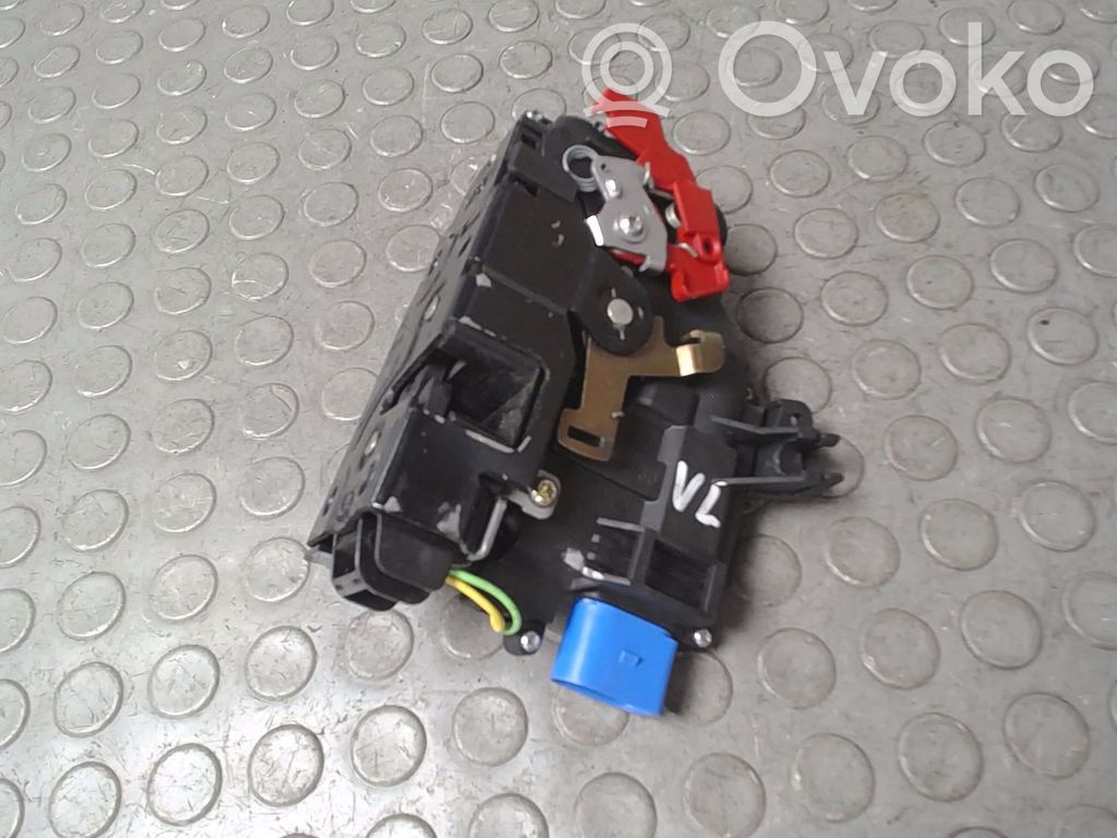 Volkswagen Golf V Serratura portiera anteriore