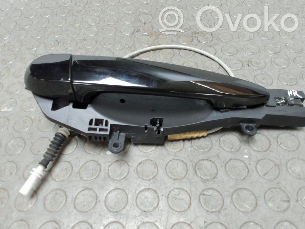Manecilla externa puerta trasera   51217207540