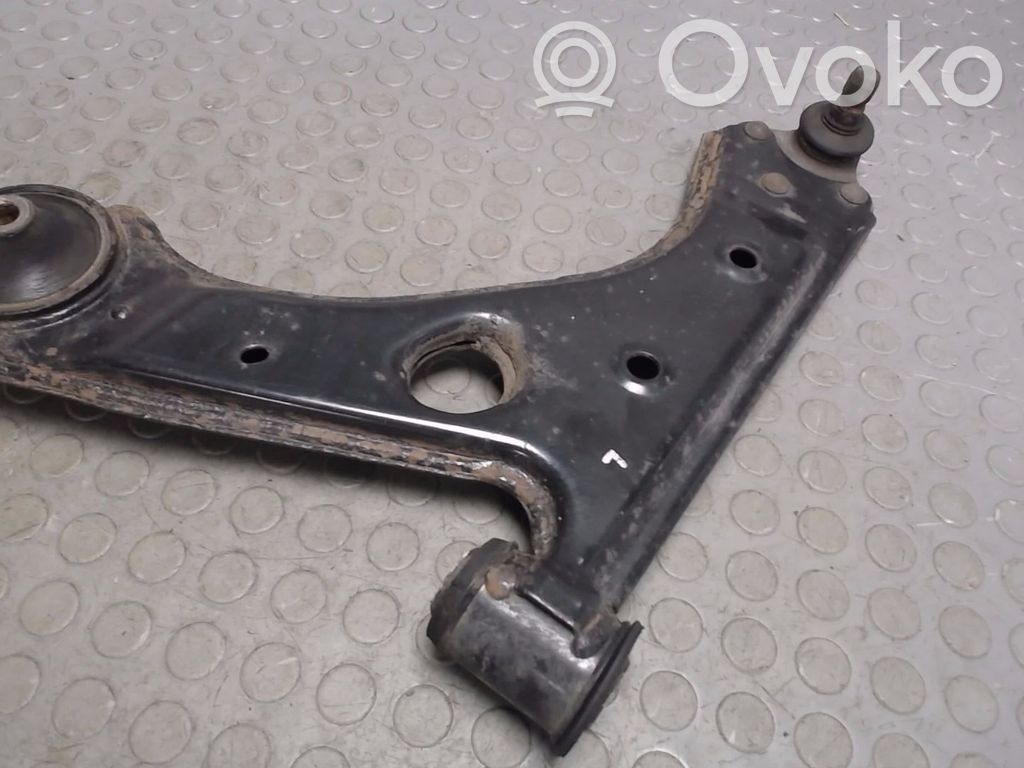 Opel Corsa D Dakša 