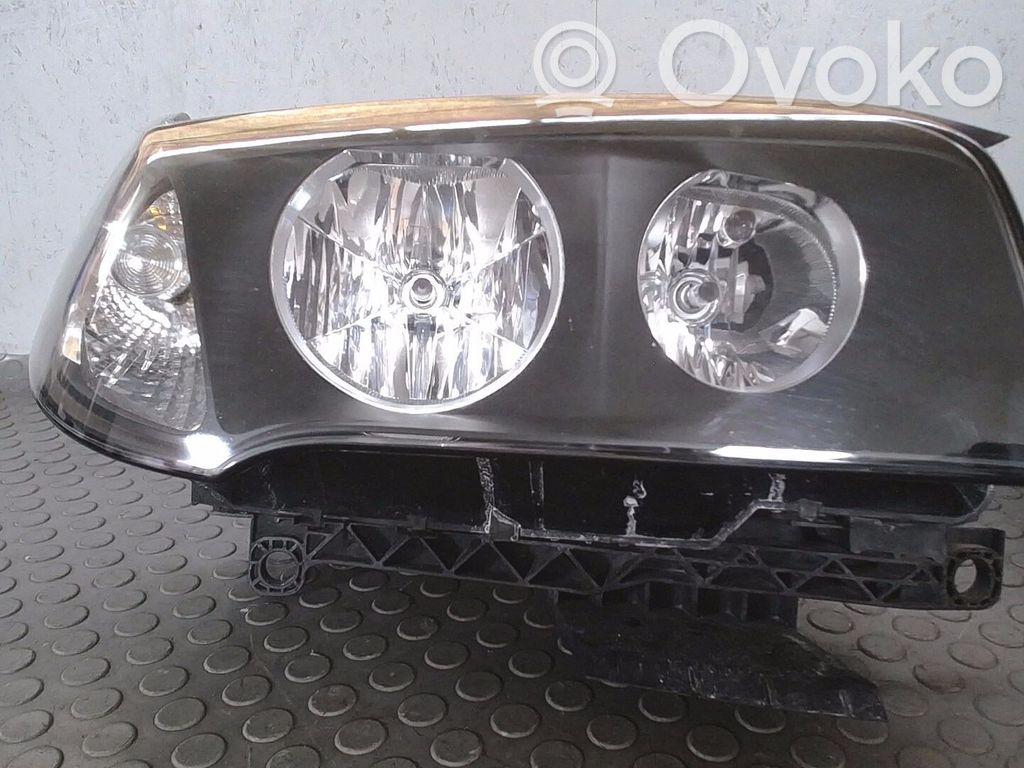 BMW X3 E83 Headlight/headlamp 