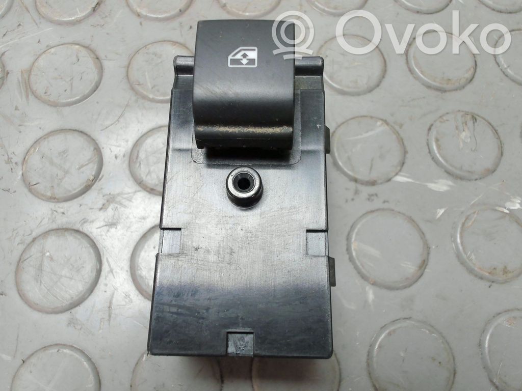 Opel Astra J Electric window control switch 